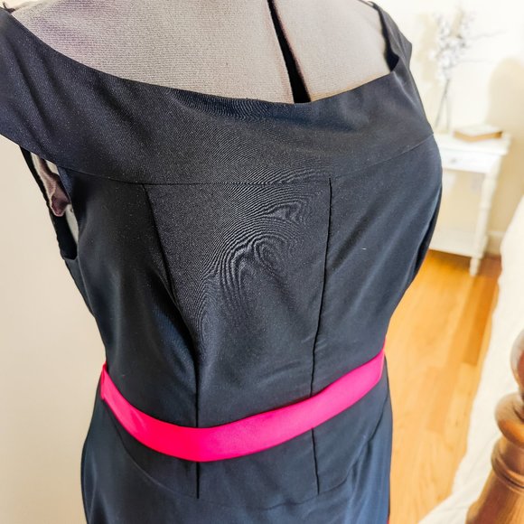 ~*Torrid Vintage 90's Black and Pink Star Dress - Size 16*~ - Picture 5 of 15